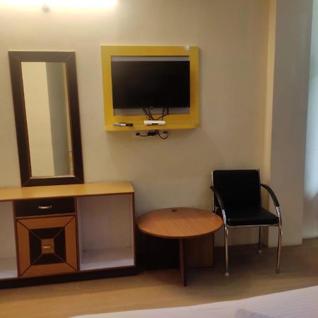 Hotel Amandeep Дхарамсала Екстериор снимка